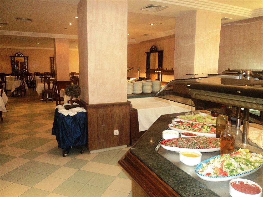 Hotel Ibn Khaldoun Tunis Exterior foto