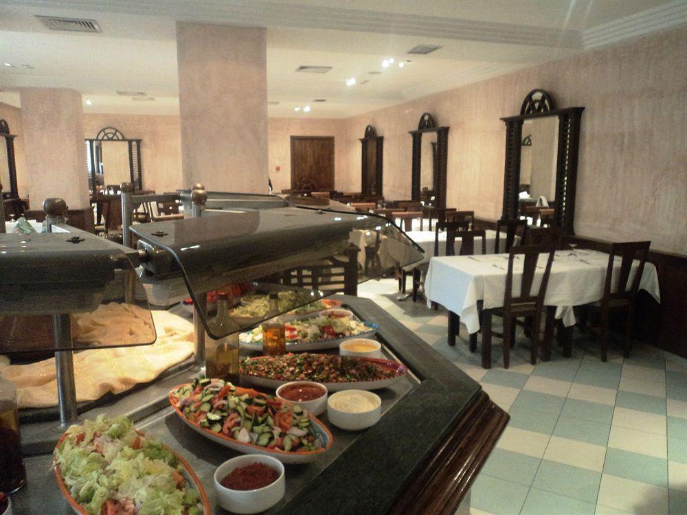 Hotel Ibn Khaldoun Tunis Exterior foto