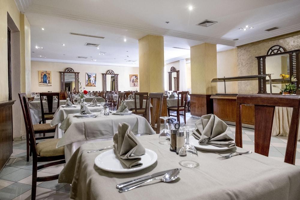 Hotel Ibn Khaldoun Tunis Exterior foto